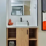 Geometry Park Деревянный коттедж *