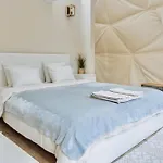 Geometry Park Деревянный коттедж *