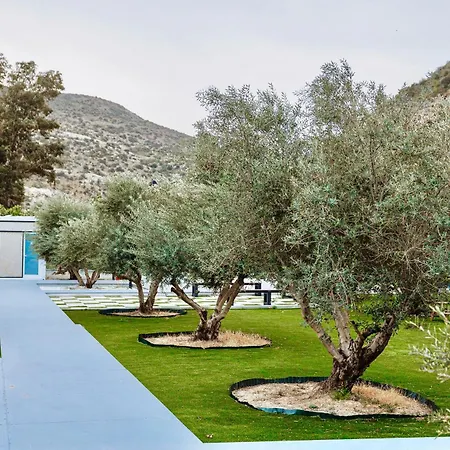 Gerendaház Geometry Park Agios Theodoros