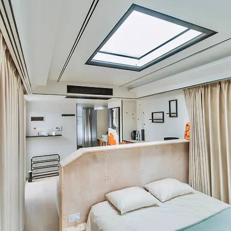 Geometry Park بيت خشبي