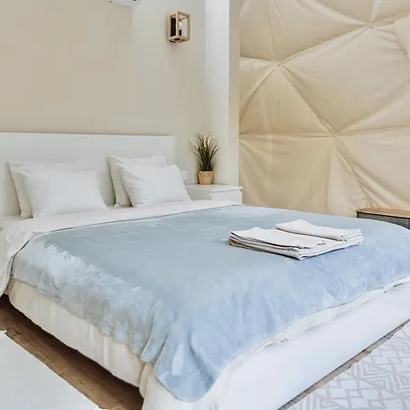 Geometry Park - Luxury Glamping & Wellness 롯지 *