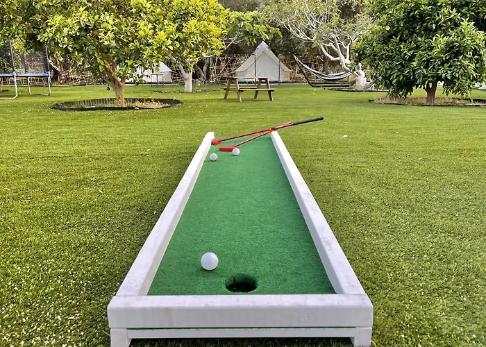 Lodge Geometry Park *