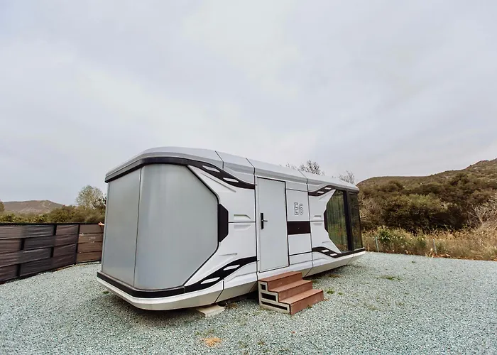 Geometry Park Lodge *