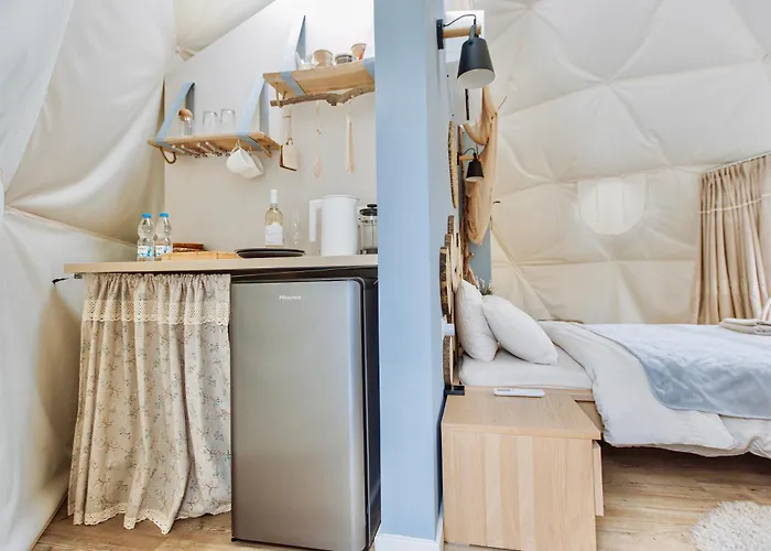 Lodge Geometry Park Agios Theodoros